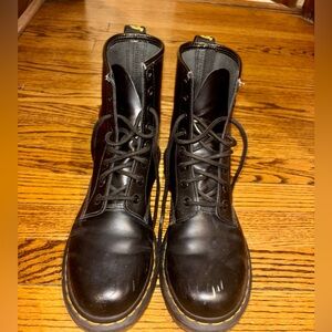 Dr. Martens Original Boots